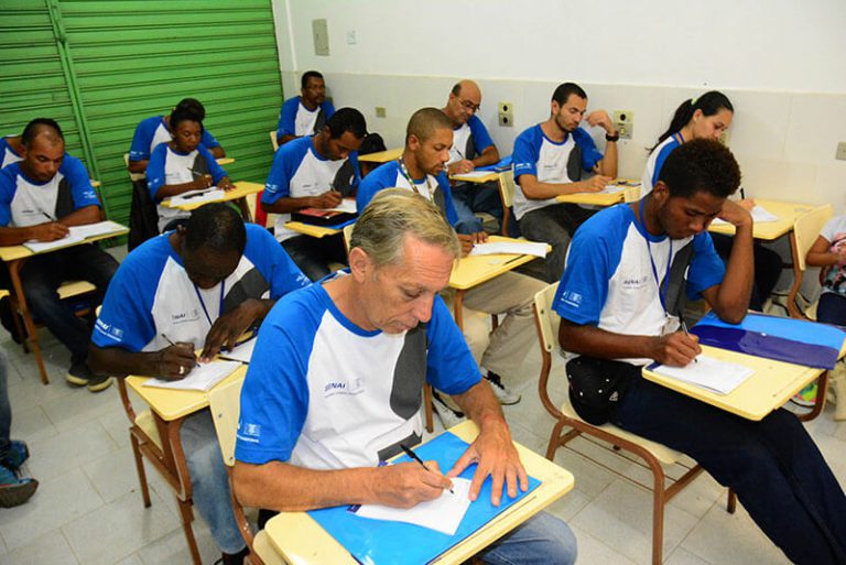 Governo de Pernambuco abre seleção para Professores PRONATEC Até R